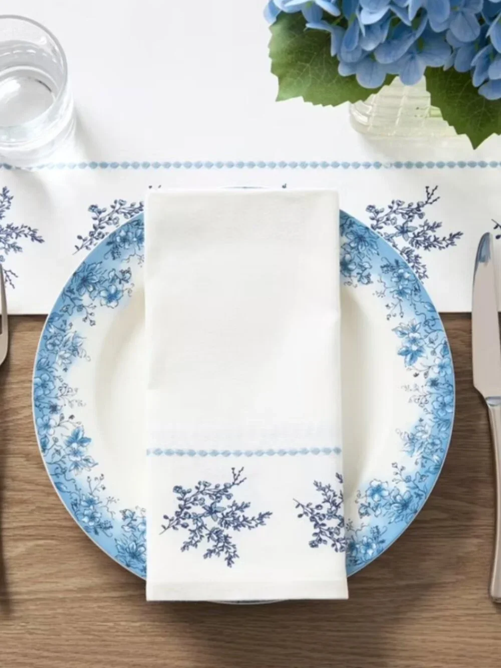 My Texas House Blue & White Floral Cotton Cloth Napkins, 20